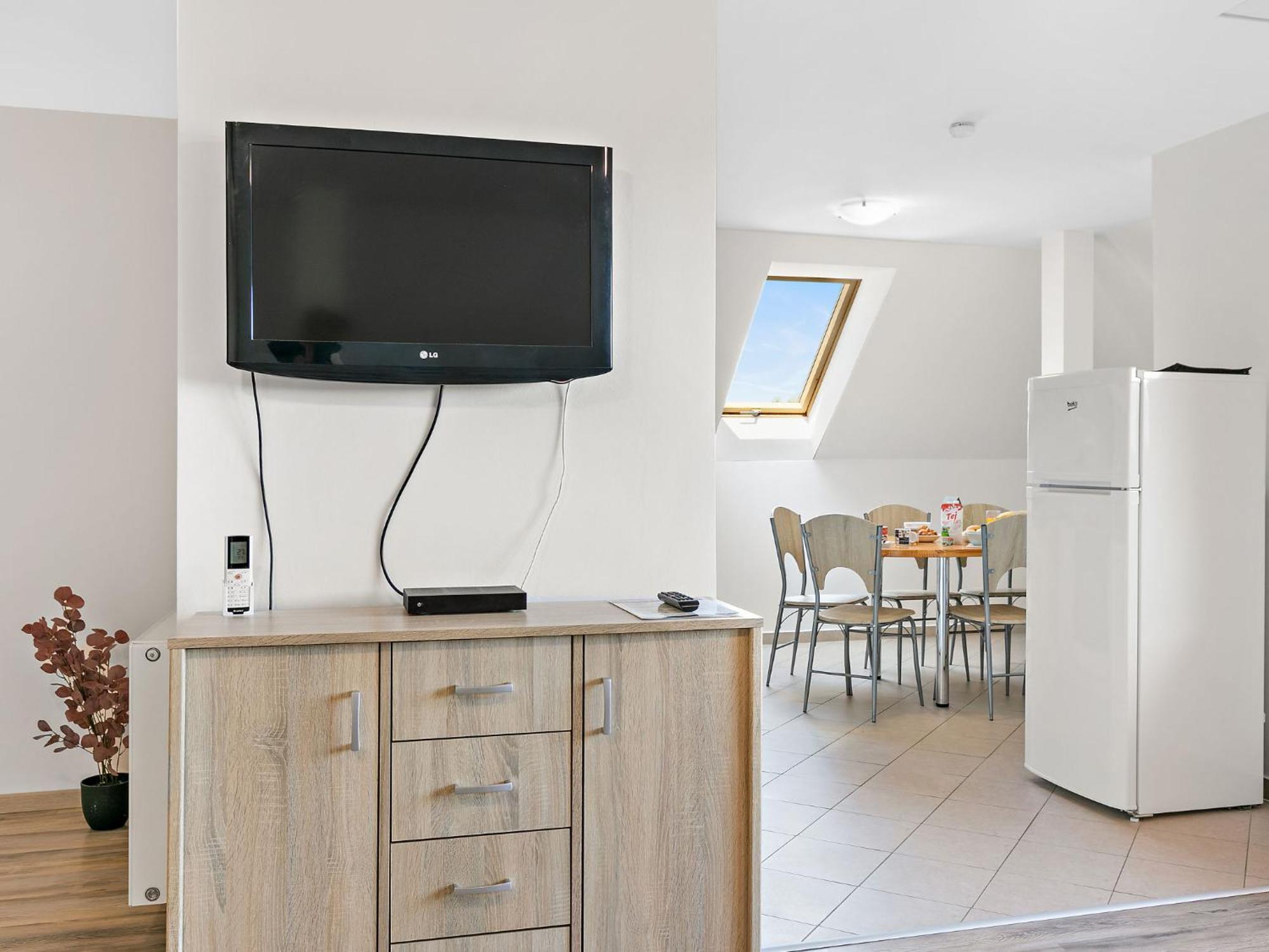 Apartment Beate - Bac121 By Interhome Бадачонтомай Екстериор снимка