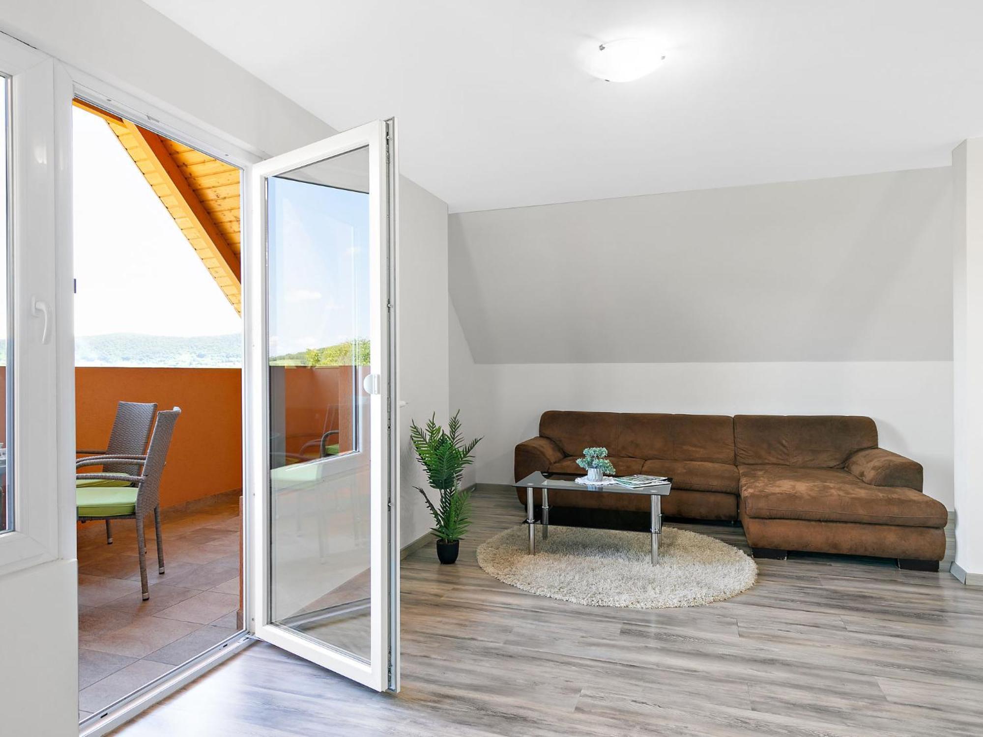 Apartment Beate - Bac121 By Interhome Бадачонтомай Екстериор снимка